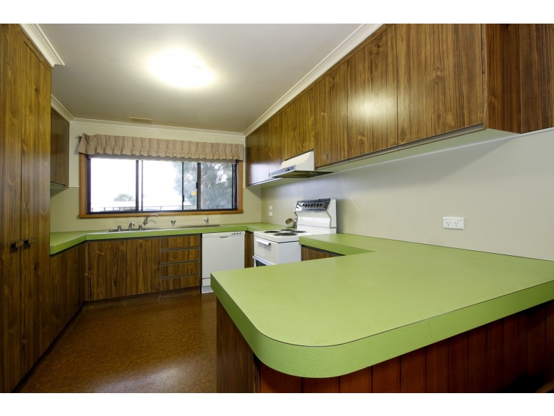 12 Thompson Street, Stratford VIC 3862