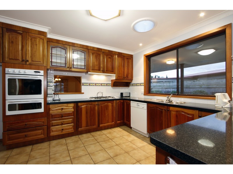 14 Ellen Way, Sale VIC 3850