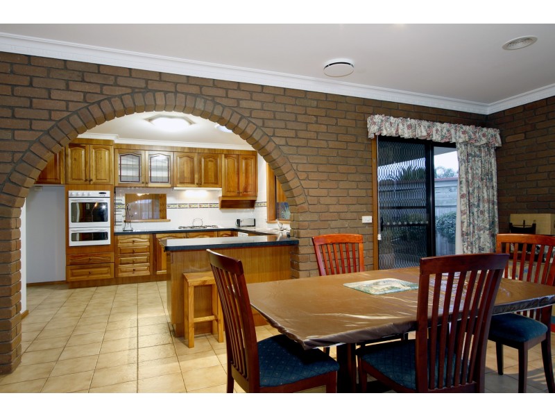 14 Ellen Way, Sale VIC 3850