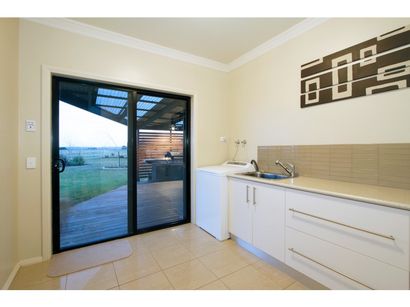 97 Sovereign Drive, Sale VIC 3850