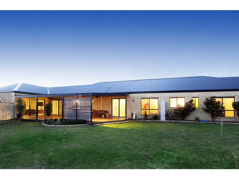 97 Sovereign Drive, Sale VIC 3850