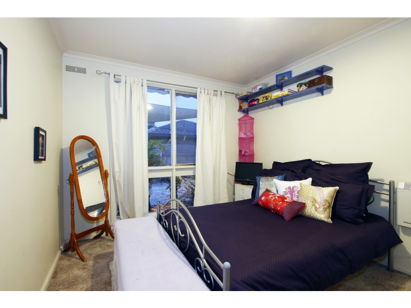 21 Valentine Crescent, Sale VIC 3850