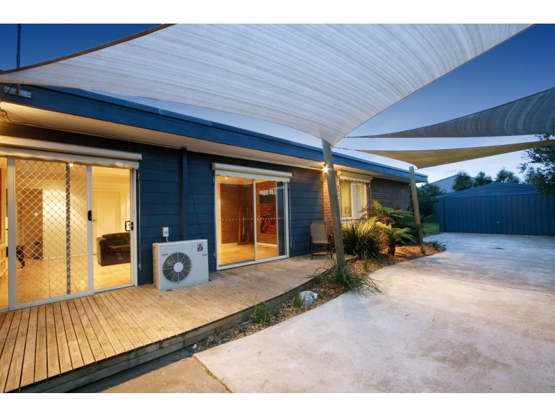 21 Valentine Crescent, Sale VIC 3850