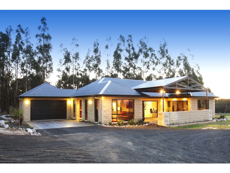 81 Newnhams Road, Longford VIC 3851