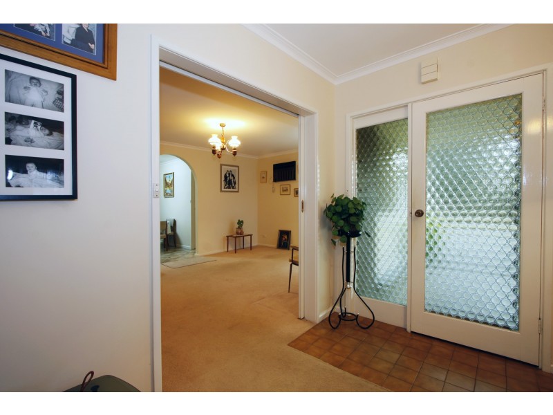 2 Maitland Court, Sale VIC 3850