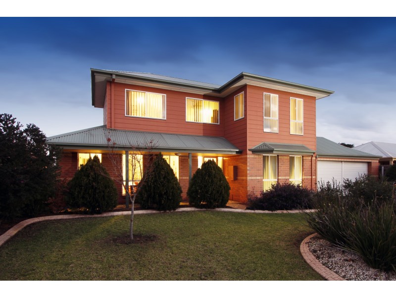 6 Greenaway Court, Sale VIC 3850