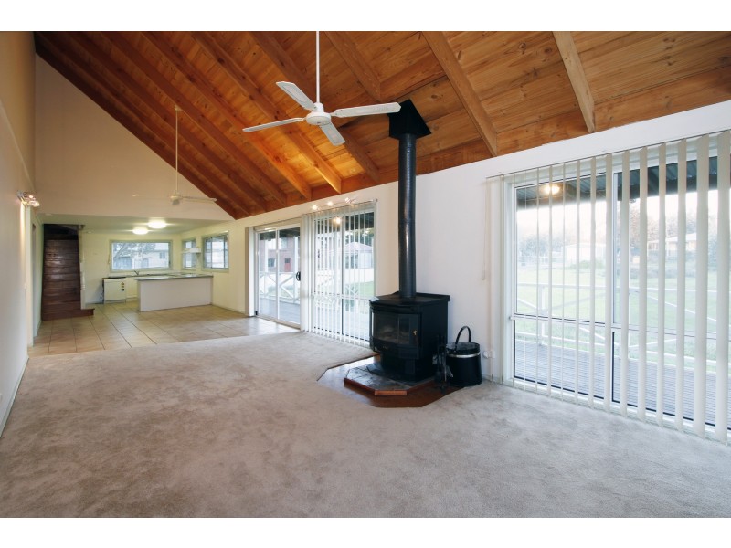 3 Crooke Street, Seaspray VIC 3851