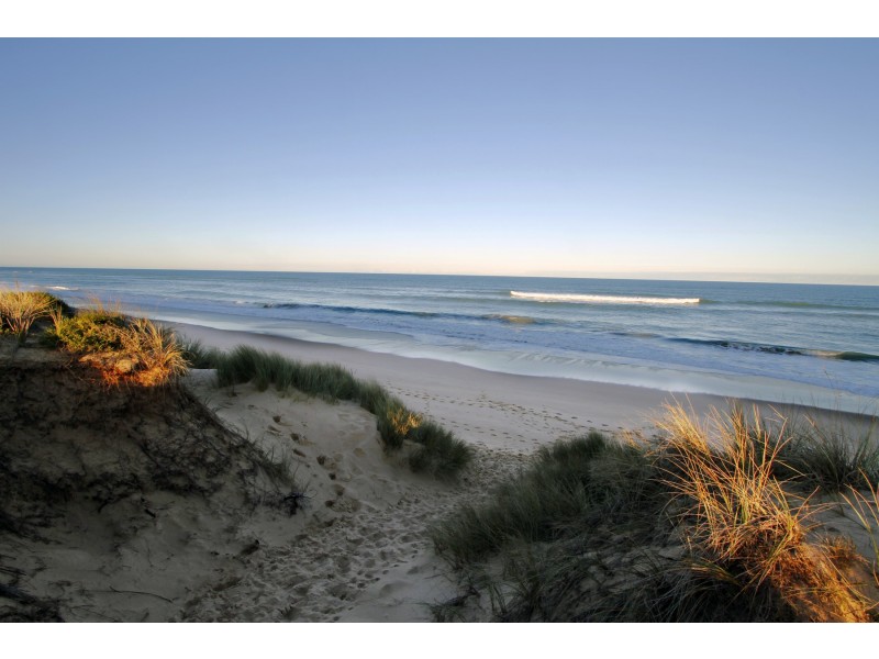3 Crooke Street, Seaspray VIC 3851