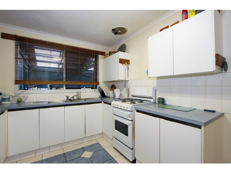 2 English Court, Wurruk VIC 3850