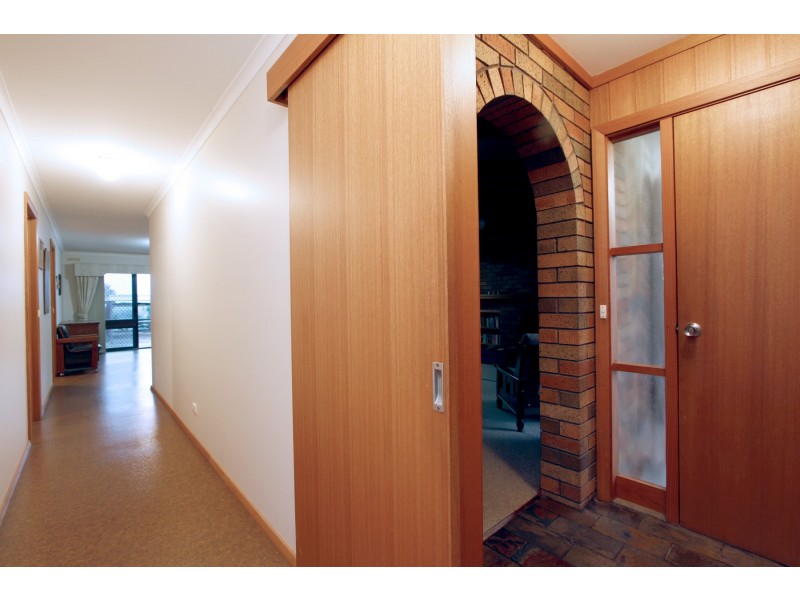 12 Thompson Street, Stratford VIC 3862