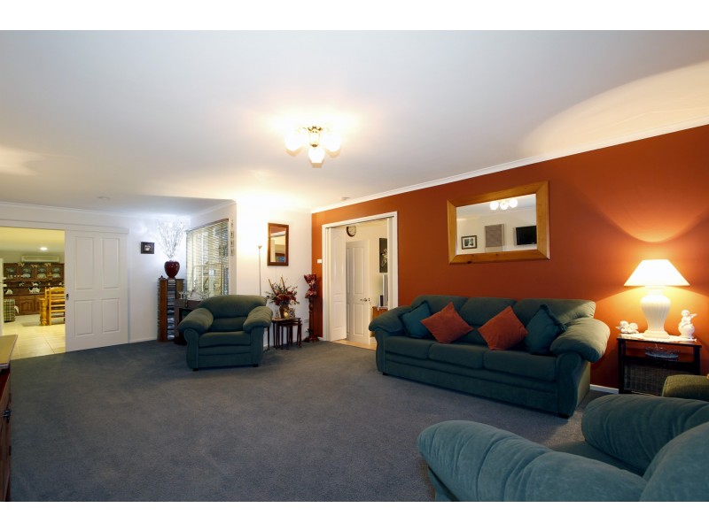 21 Wellingtn Drive, Sale VIC 3850
