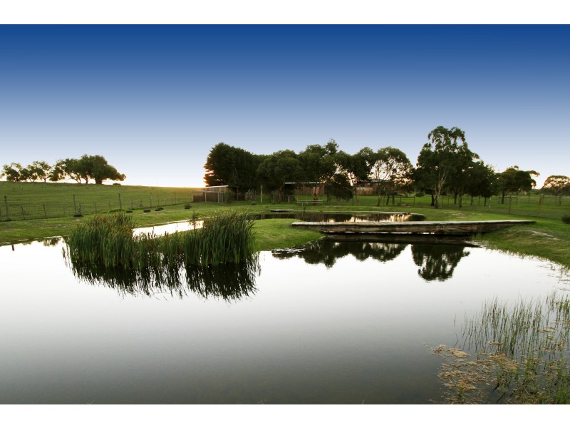 52 Blandfords Lane, Stratford VIC 3862