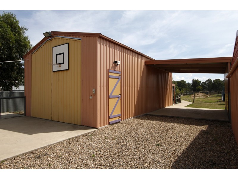 19 Buckley Street, Stratford VIC 3862