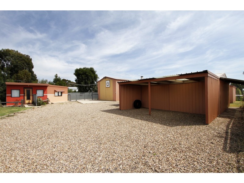 19 Buckley Street, Stratford VIC 3862