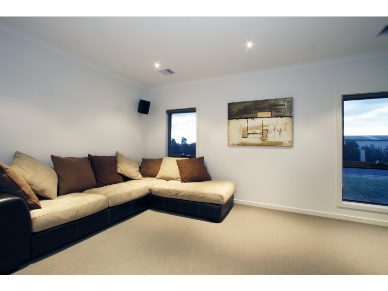 70 Sovereign Drive, Wurruk VIC 3850