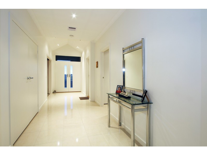 70 Sovereign Drive, Wurruk VIC 3850