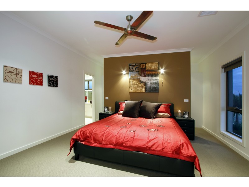 70 Sovereign Drive, Wurruk VIC 3850