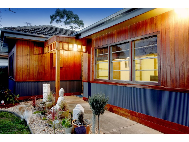 17 McGhee Street, Sale VIC 3850