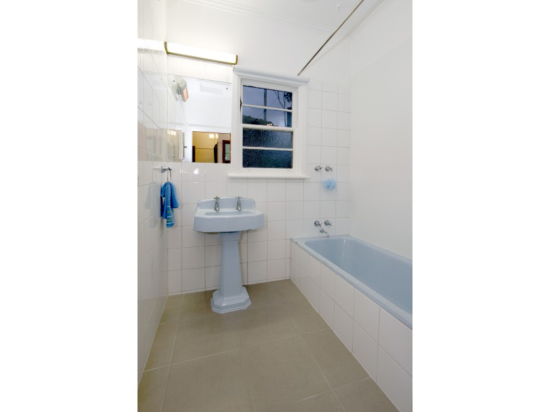 17 McGhee Street, Sale VIC 3850