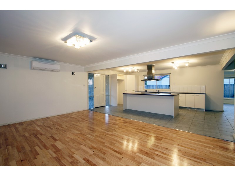 14 McFarlane Street, Stratford VIC 3862