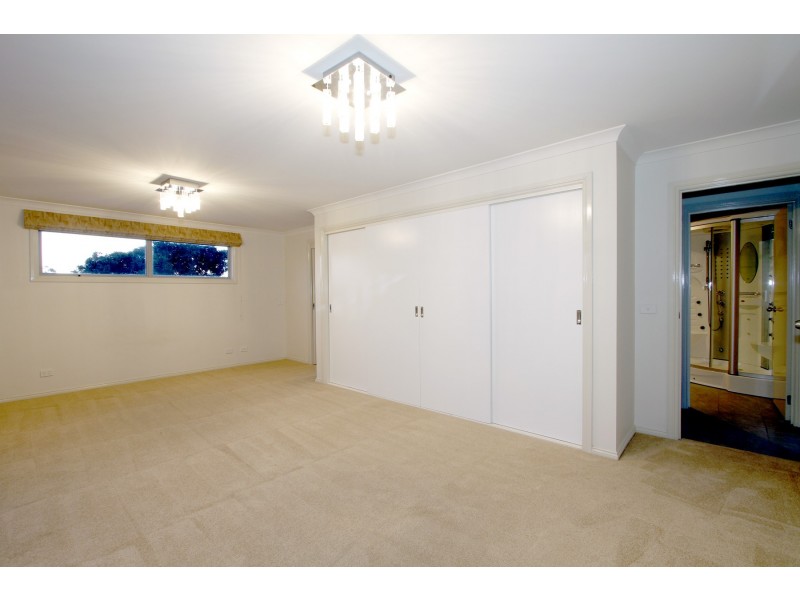 14 McFarlane Street, Stratford VIC 3862