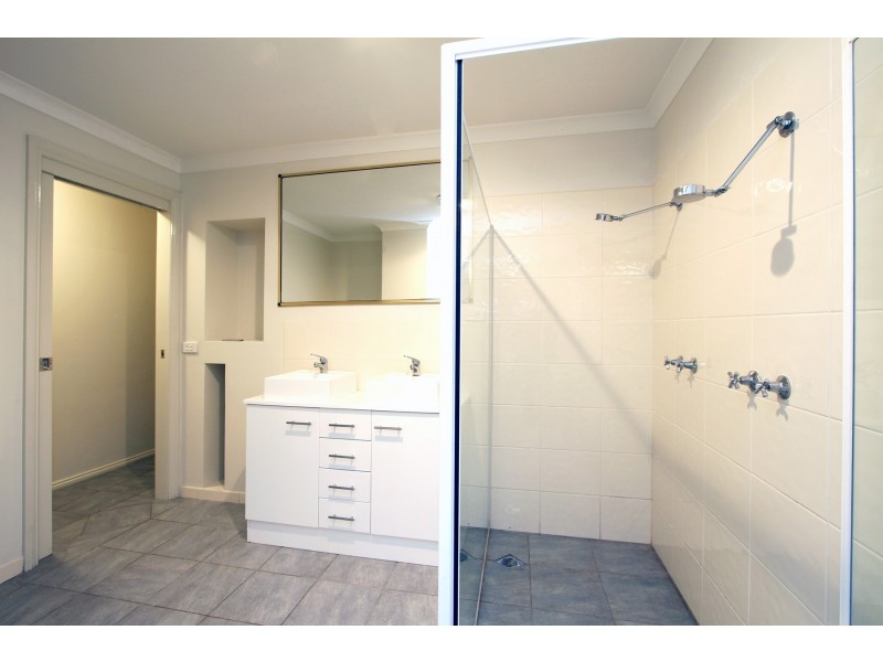 14 McFarlane Street, Stratford VIC 3862