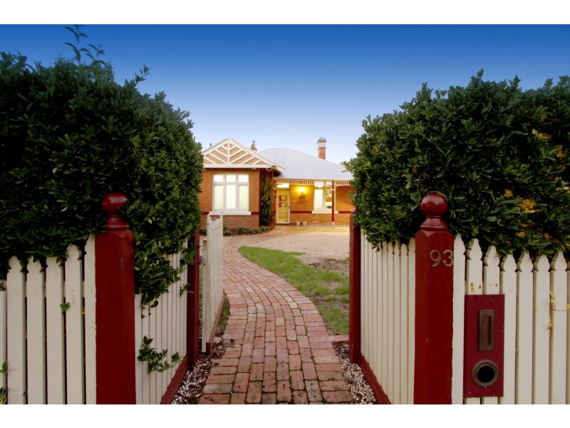 93 Macalister Street, Sale VIC 3850