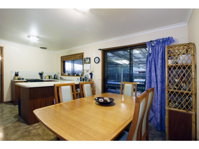 36 Coverdale Drive, Sale VIC 3850