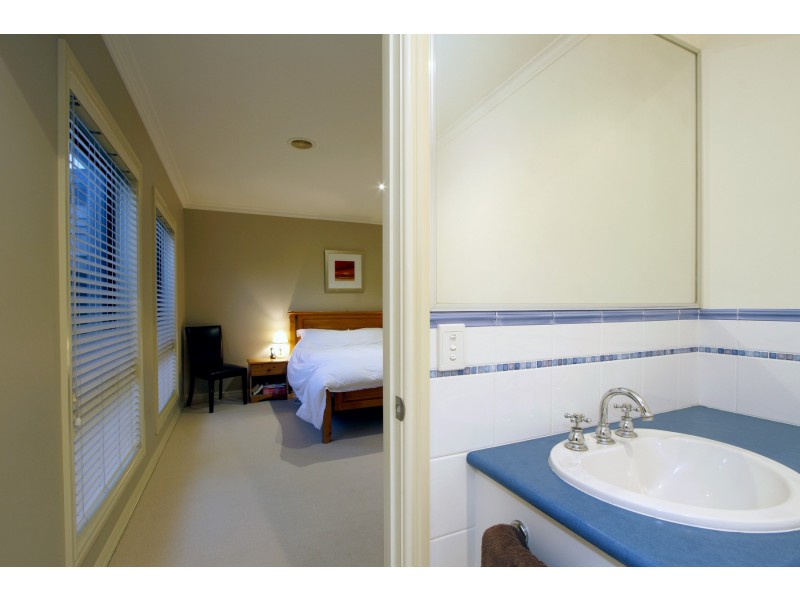 10 Lynton Place, Sale VIC 3850