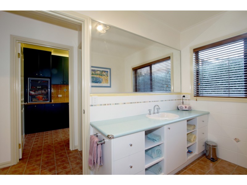 10 Lynton Place, Sale VIC 3850