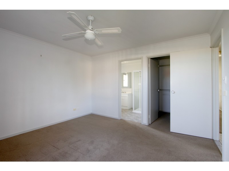 11 Kingfisher Place, Sale VIC 3850