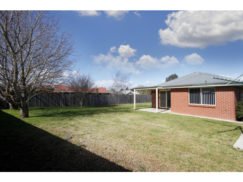 11 Kingfisher Place, Sale VIC 3850
