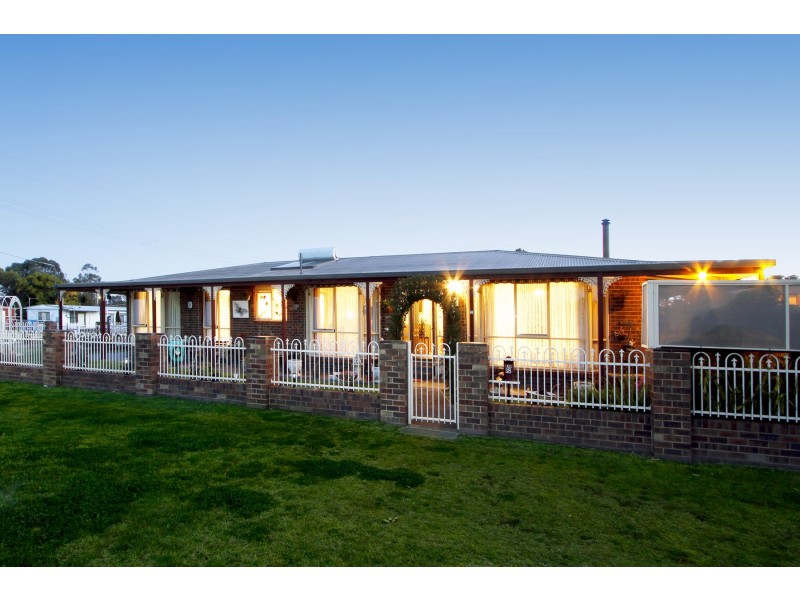 28 Wyndham Street, Stratford VIC 3862