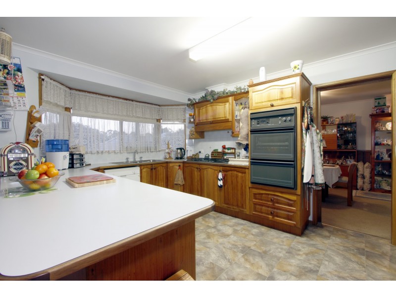 28 Wyndham Street, Stratford VIC 3862