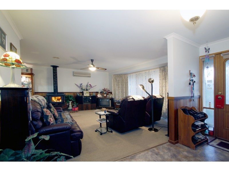 28 Wyndham Street, Stratford VIC 3862