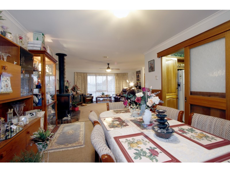 28 Wyndham Street, Stratford VIC 3862