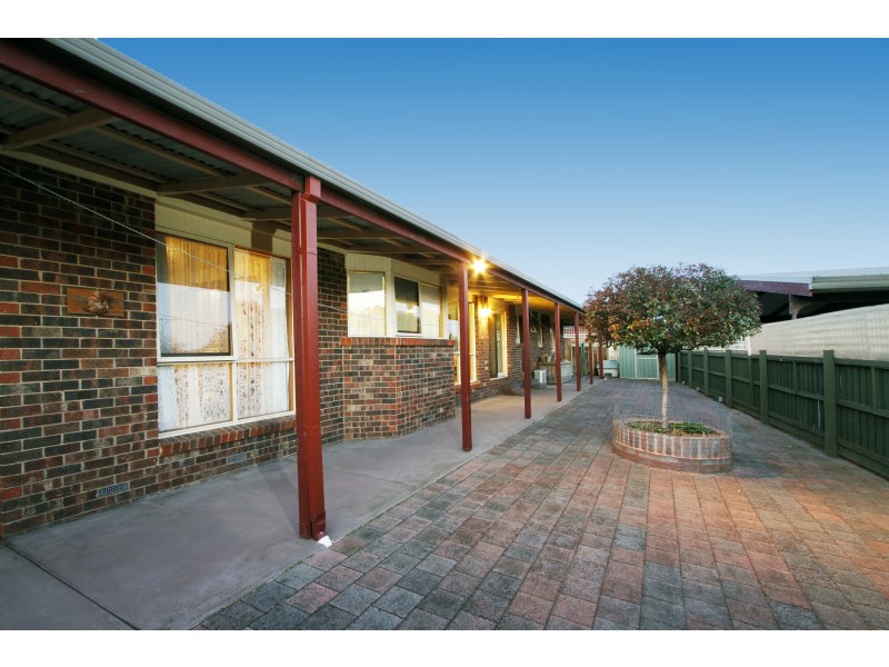 28 Wyndham Street, Stratford VIC 3862