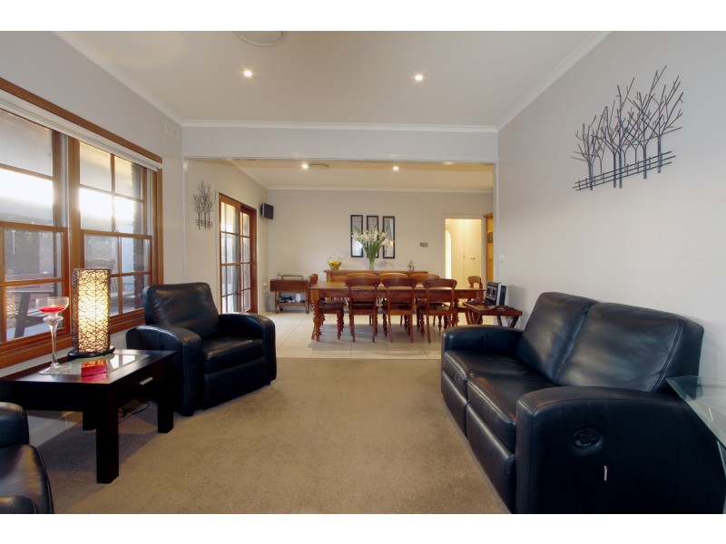 6 Kaye Court, Sale VIC 3850