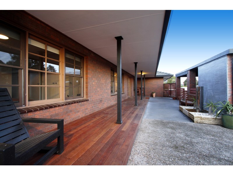 6 Kaye Court, Sale VIC 3850