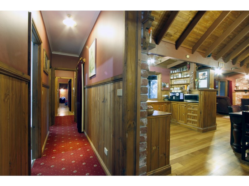 38 Sawpit Creek Road, Stratford VIC 3862