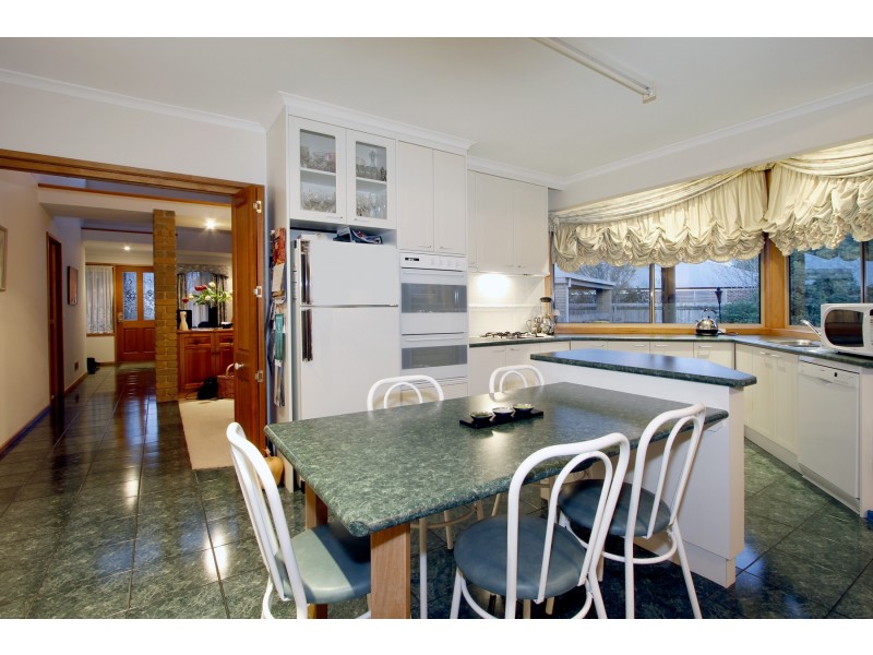 13 Valetta Street, Sale VIC 3850
