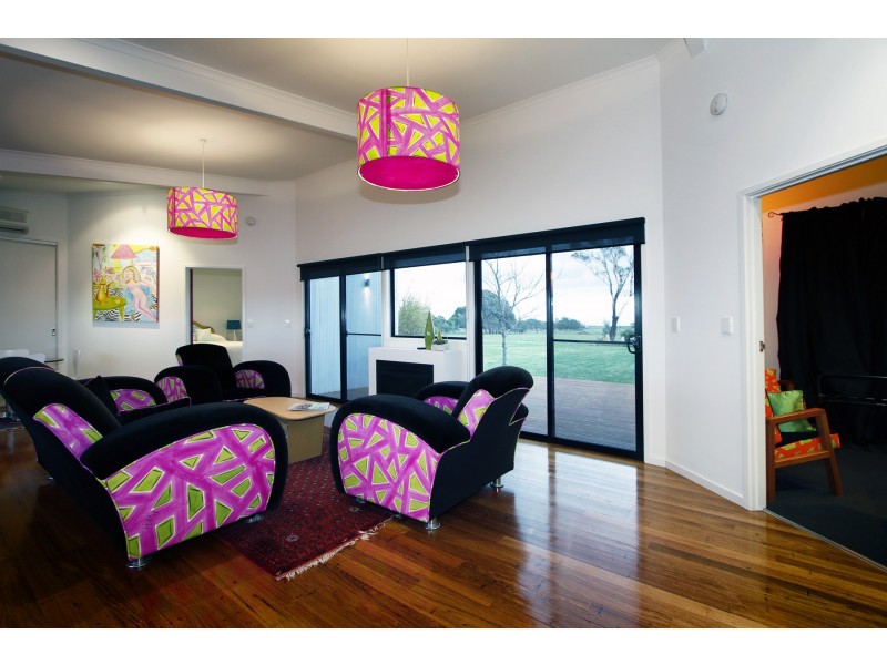 202 Gibsons Road, Sale VIC 3850