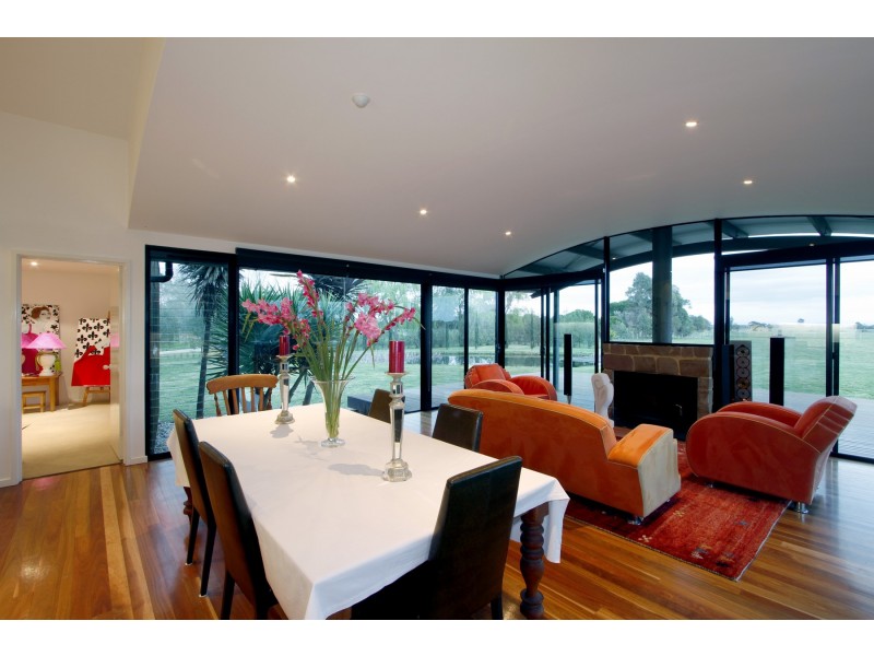 202 Gibsons Road, Sale VIC 3850