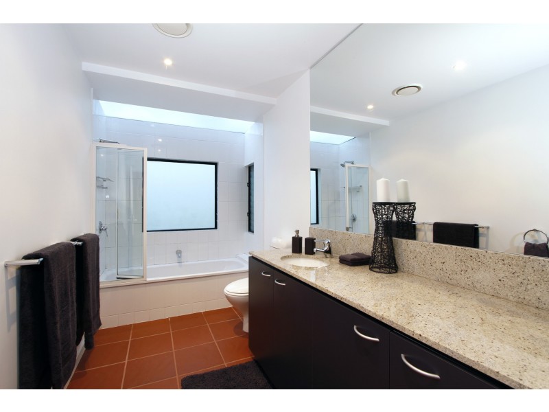 202 Gibsons Road, Sale VIC 3850