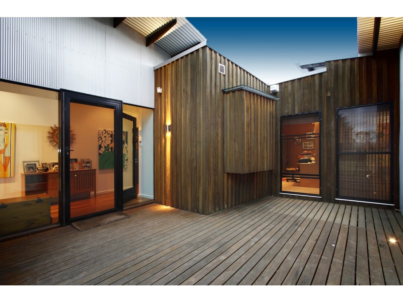 202 Gibsons Road, Sale VIC 3850