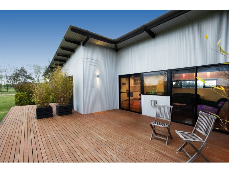 202 Gibsons Road, Sale VIC 3850