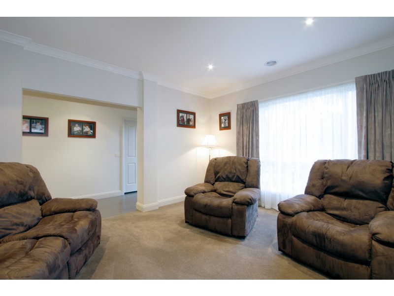 215 Guthridge Parade, Sale VIC 3850