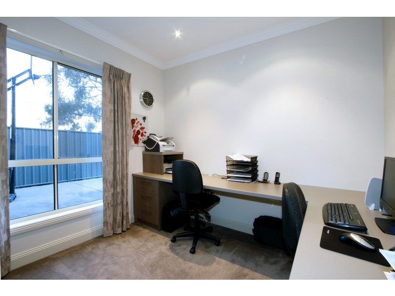 215 Guthridge Parade, Sale VIC 3850