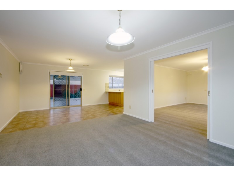 83 Montgomery Street, Sale VIC 3850