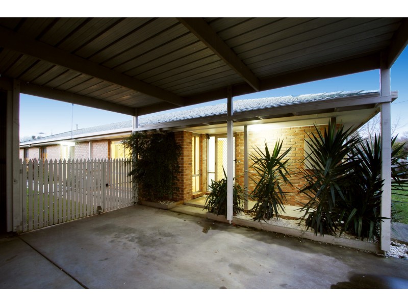 83 Montgomery Street, Sale VIC 3850